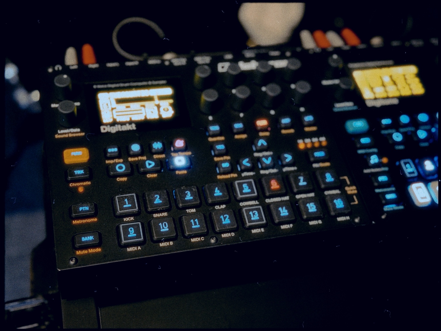 Elektron Digitone