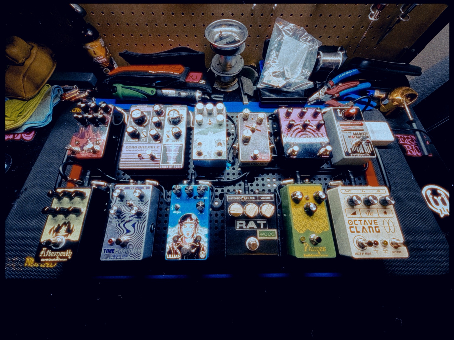 Pedalboard used in the room